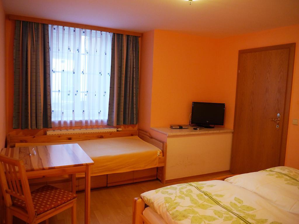 Schusterhaeusl Apartment Worschach Ruang foto